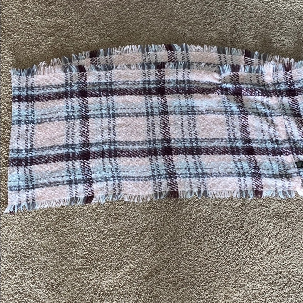Scarf Bundle - Picture 2 of 5